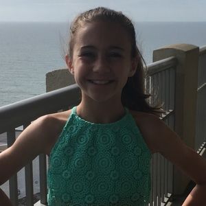 Meet your Posher, Maya